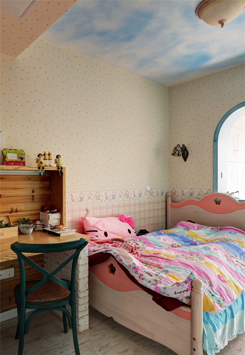 舒适的地中海风格120平米复式卧室装修效果图