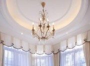 豪华炫丽的美式风格300平米别墅客厅吊顶装修效果图