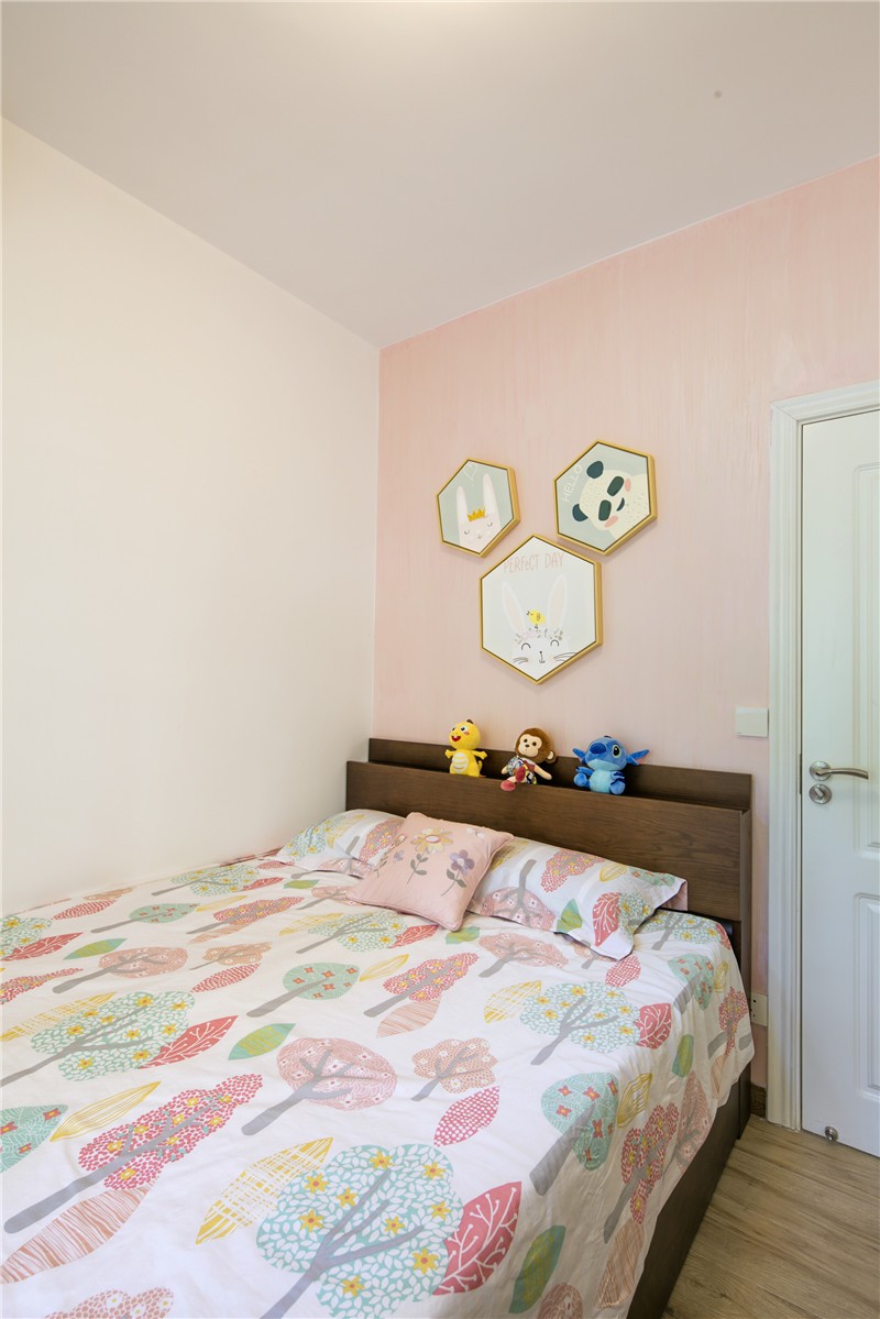 朴实温和的北欧风格四居室儿童房装修效果图