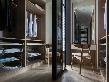 整洁典雅现代简约风格120平米四居室卧室衣柜装修效果图