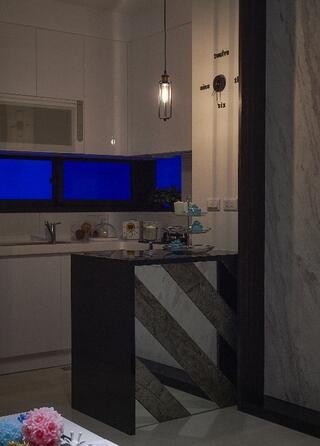 现代艺术新古典风格100平米复式loft厨房背景墙装修效果图
