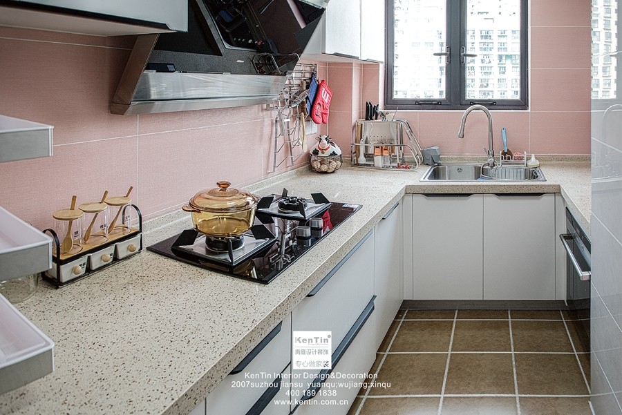 荣域花园现代简约三居室厨房装修实景案例