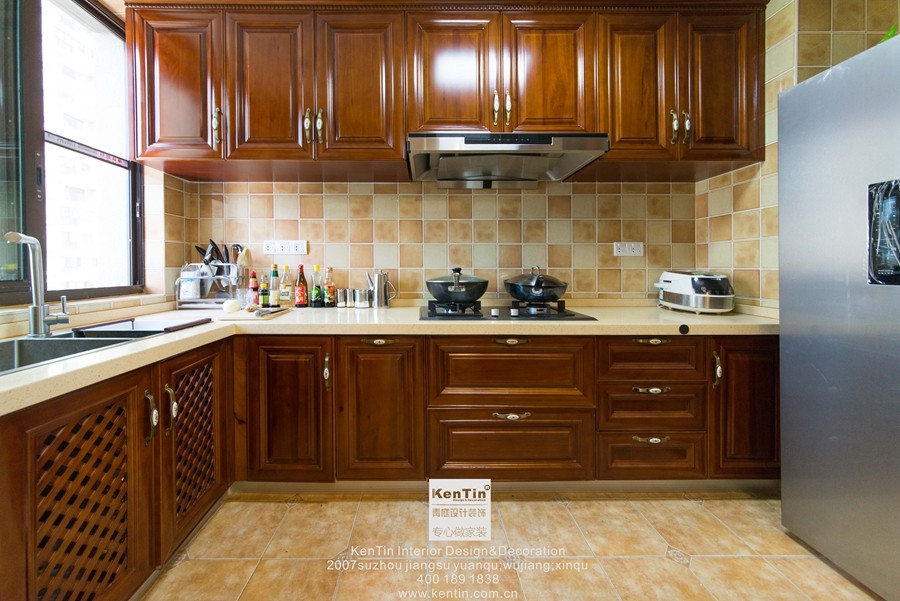 华润凯旋门美式风格三居室厨房装修实景案例