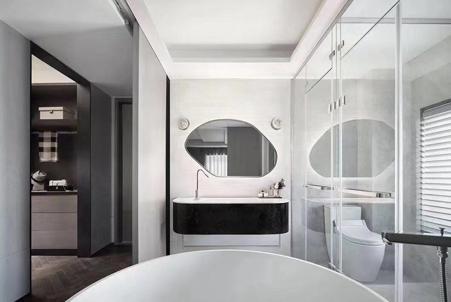 现代简约风格三居室卫生间装修实景案例