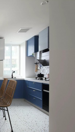 现代北欧风格三居室厨房装修效果图