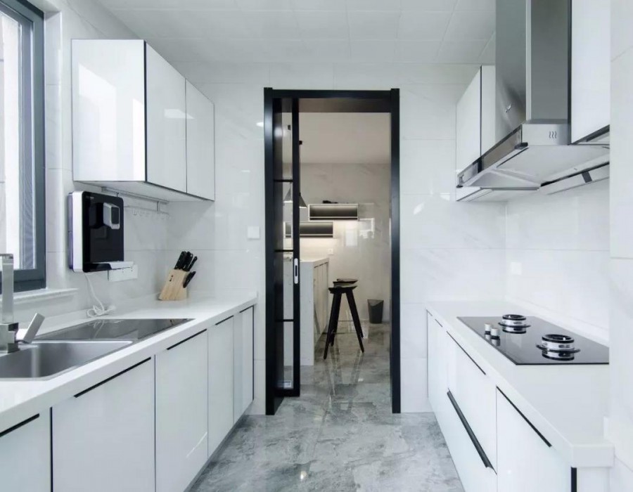 现代风格五居室厨房装修效果图