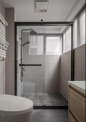 105m²白色+原木色的极简配色卫生间装修效果图