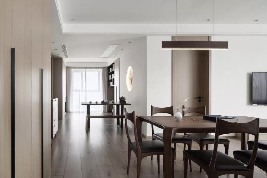 新中式风格四居室餐厅装修效果图