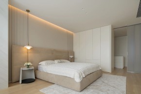 现代简约复式风格卧室装修效果图