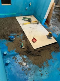 卫生间地砖薄贴法，杜绝返潮和异味